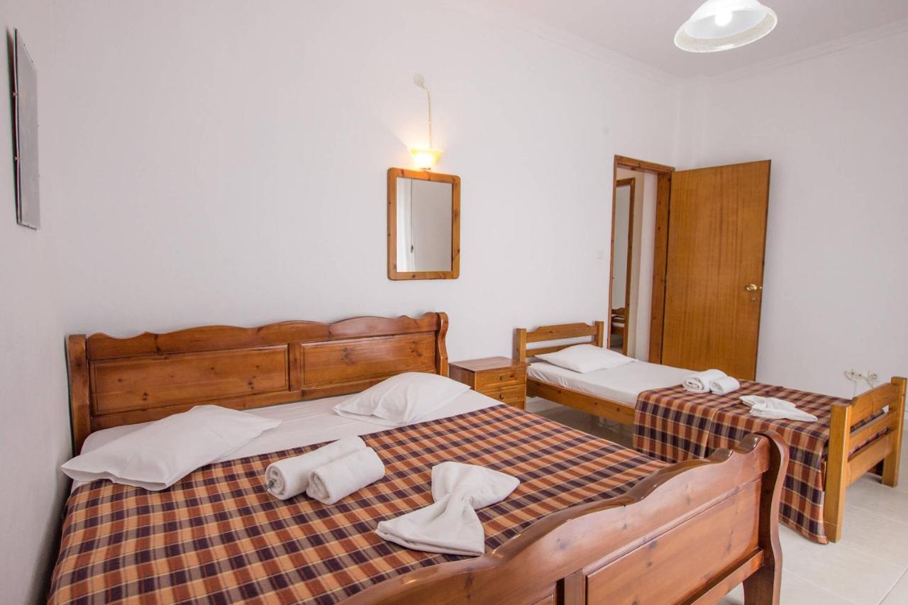 George Laz Rooms Nea Vrasna Exterior photo
