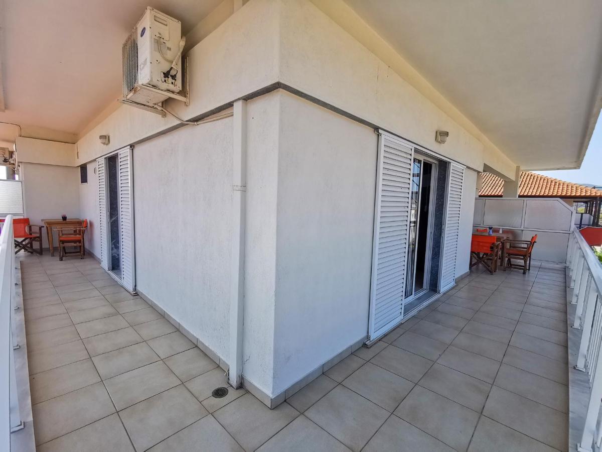George Laz Rooms Nea Vrasna Exterior photo