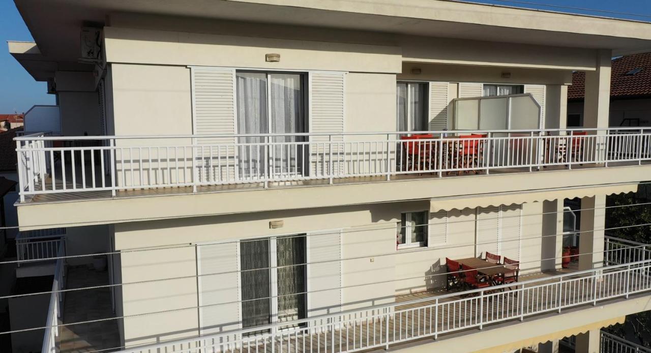 George Laz Rooms Nea Vrasna Exterior photo
